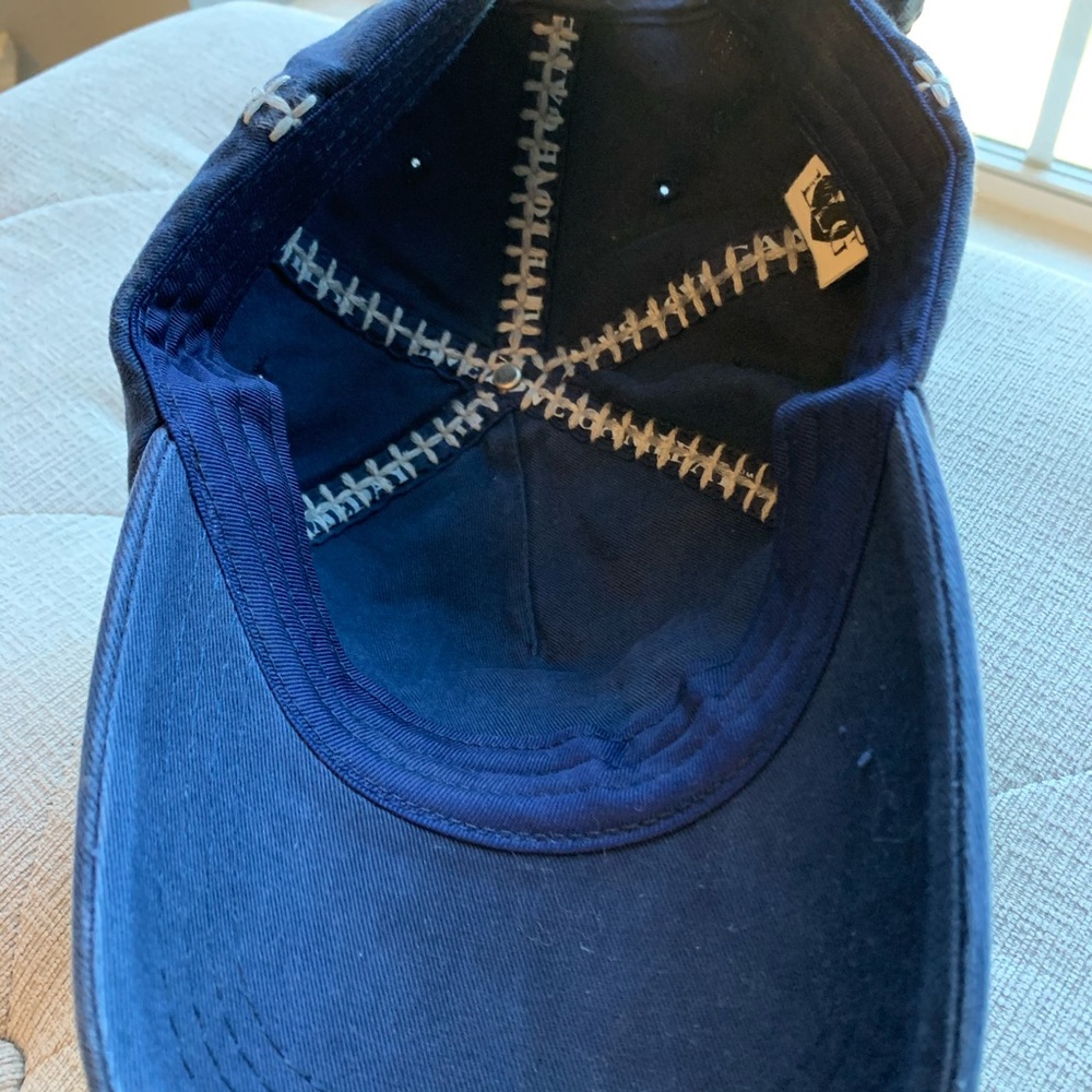 Statement hat - Picture 4 of 9